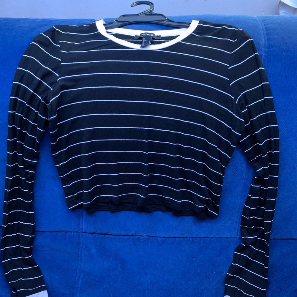 B&W striped long sleeve top
